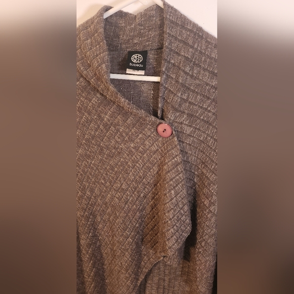 Bobeau Taupe Draped Women's Sweater Size Small - Picture 2 of 11